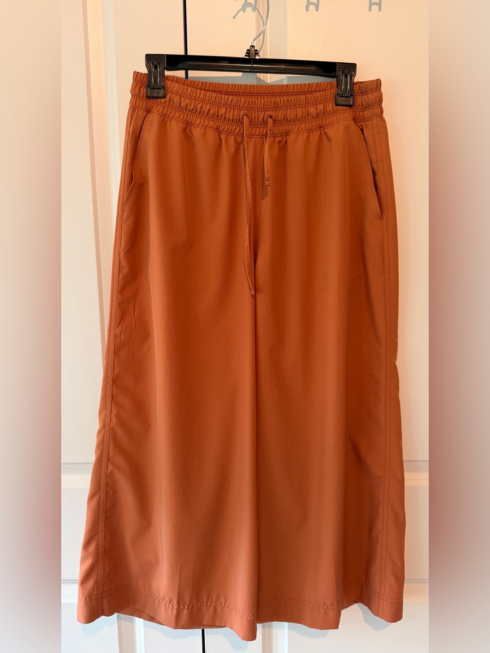 Old Navy Wide Leg Crop